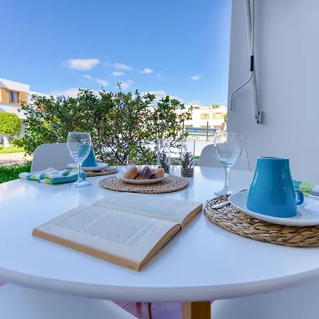 Rt-las Brisas Apartamento