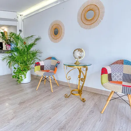 Rt-las Brisas アパート *