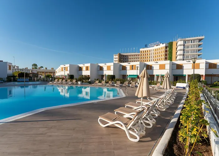 Rt-las Brisas Apartment *