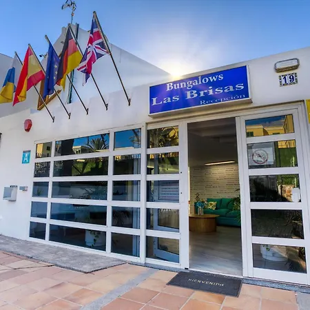 Rt-las Brisas Apartamento *