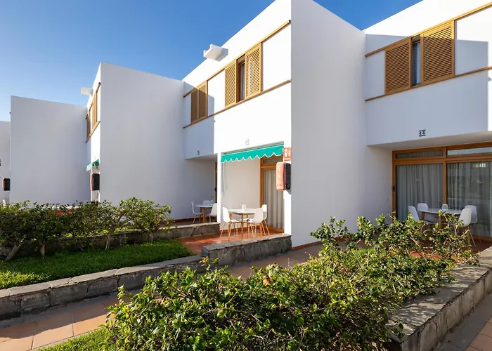 Rt-las Brisas Апартаменти *